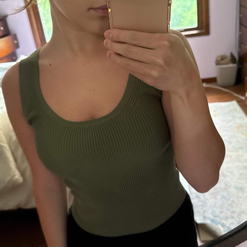 House of Harlow 1960 Green Fitted Ribbed Tank Top
